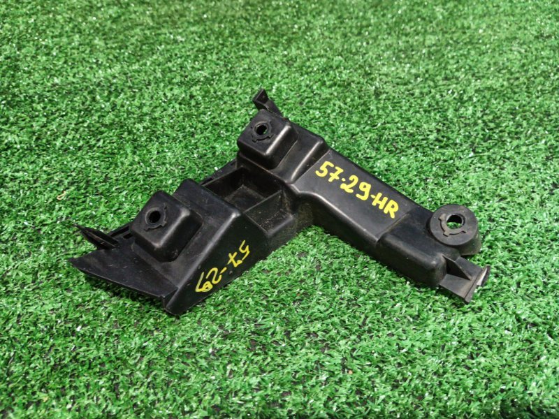 Клипса бампера Volvo V70 B4204T 2016 задняя правая (б/у)