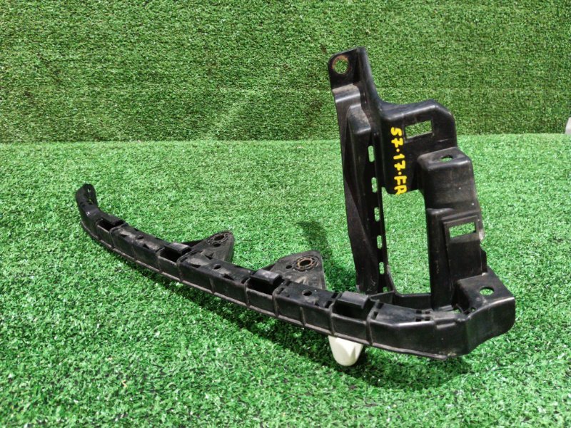 Планка под фару Honda Stepwgn RK1 R20A передняя правая (б/у)