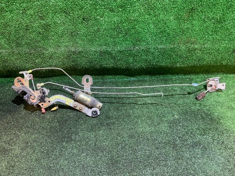 Замок дверной Toyota Corolla AE91 задний левый (б/у)