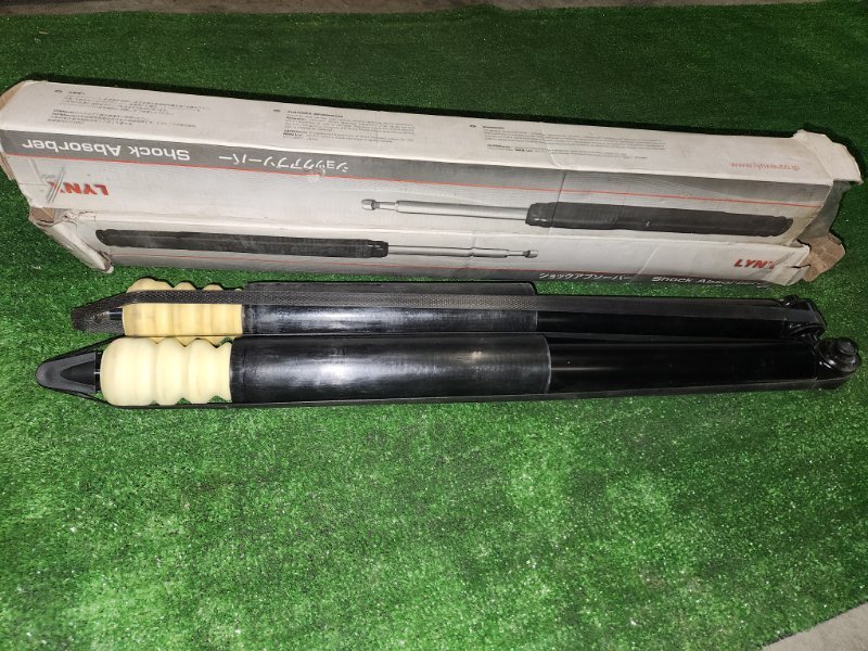 Амортизатор MAZDA AXELA BK5P задний (б/у)