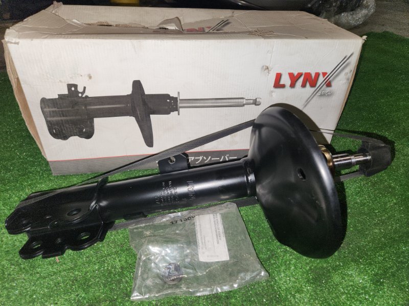 Амортизатор TOYOTA CAMRY задний правый (б/у)