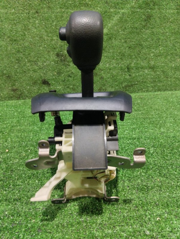 Рычаг переключения КПП Nissan NV200 VM20 HR16DE 2012 (б/у)