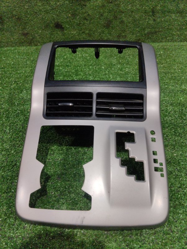 Консоль кпп Toyota Voxy ZRR75 3ZR-FAE 2008 (б/у)