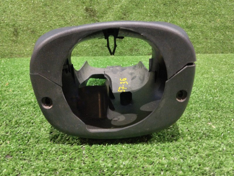 Кожух рулевой колонки Toyota Vitz SCP10 1SZ-FE 2004 (б/у)