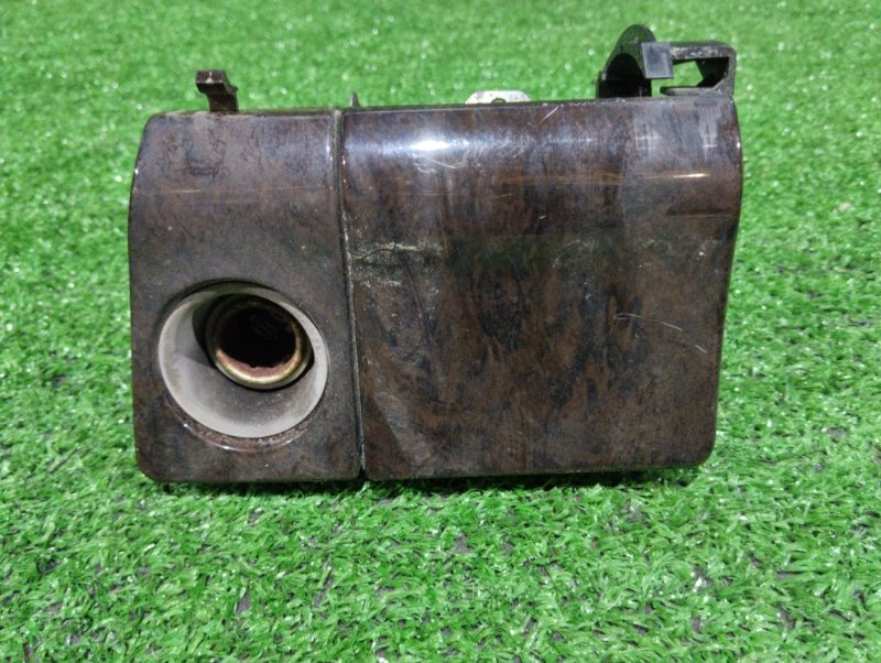 Прикуриватель Toyota MARK II JZX90 1JZ-GE 1994 (б/у)