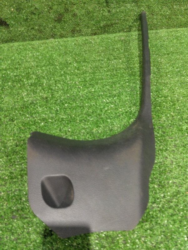 Накладка порога Nissan Tiida NC11 HR15DE 2007 передняя правая (б/у)