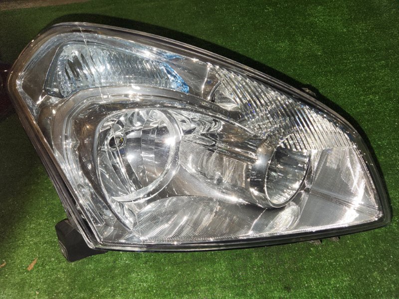 Фара Nissan Qashqai J10 правая (б/у)