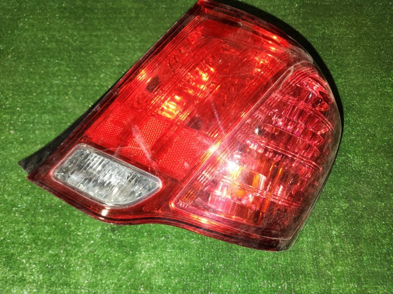 Фонарь стоп-сигнала Toyota Corolla Axio NZE-141 задний правый (б/у)