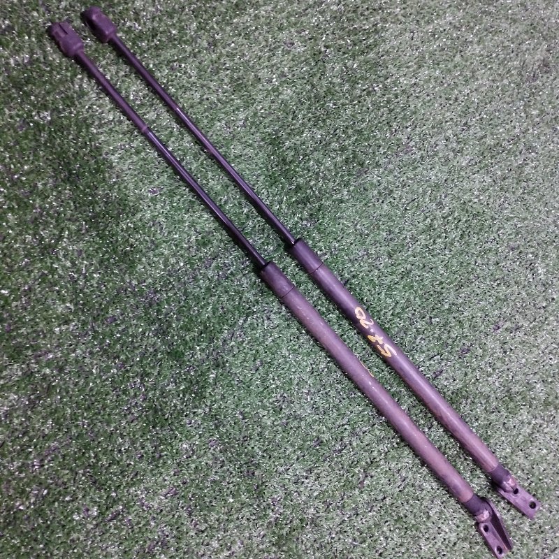 Амортизатор багажника Mitsubishi Colt Z21A 4A90 2005 (б/у)