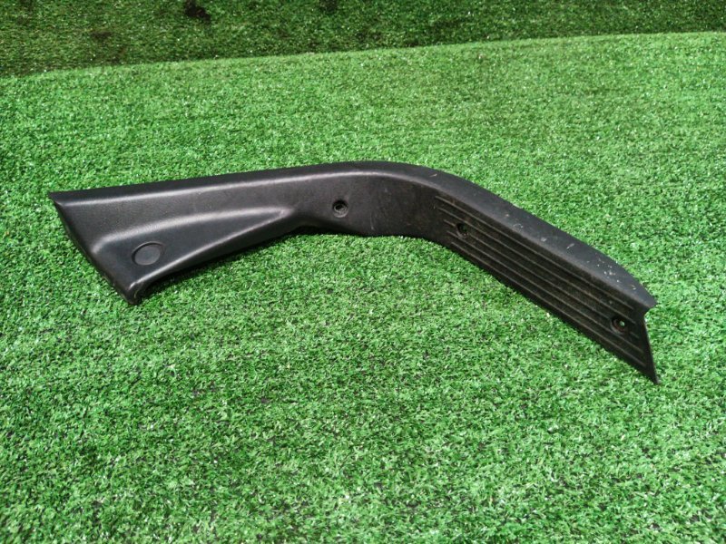 Накладка порога Toyota LiteAce S412M 3SZ-VE 2013 передняя левая (б/у)