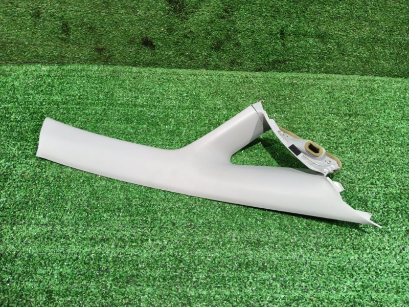 Обшивка стойки кузова Honda Fit GD1 L13A 2006 передняя правая (б/у)