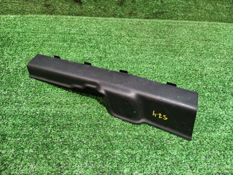 Накладка пластиковая в салон Honda Vezel RU3 LEB передняя левая (б/у)