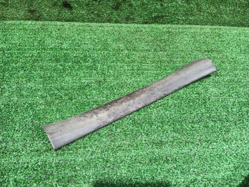 Накладка порога Toyota Caldina ST215 3S-FE 2000 передняя левая (б/у)