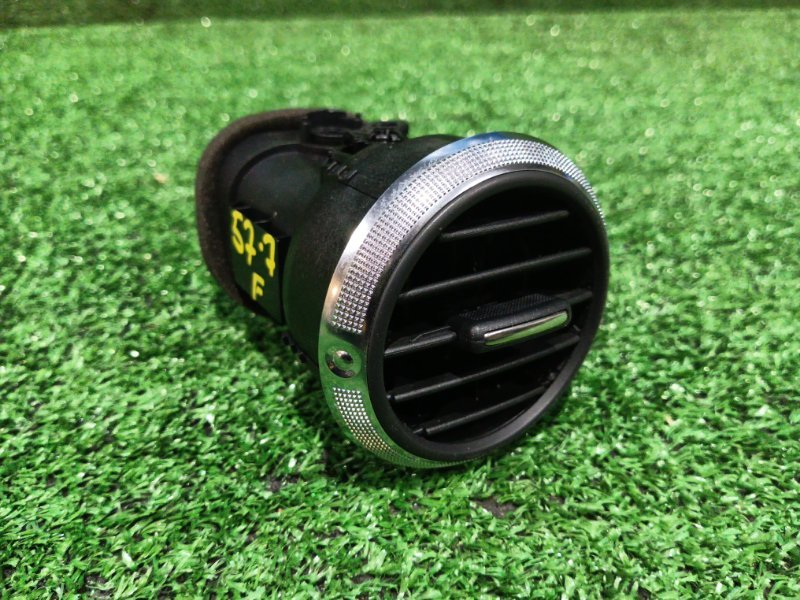 Дефлектор воздушный Audi A3 8PA CAXC 2003 (б/у)