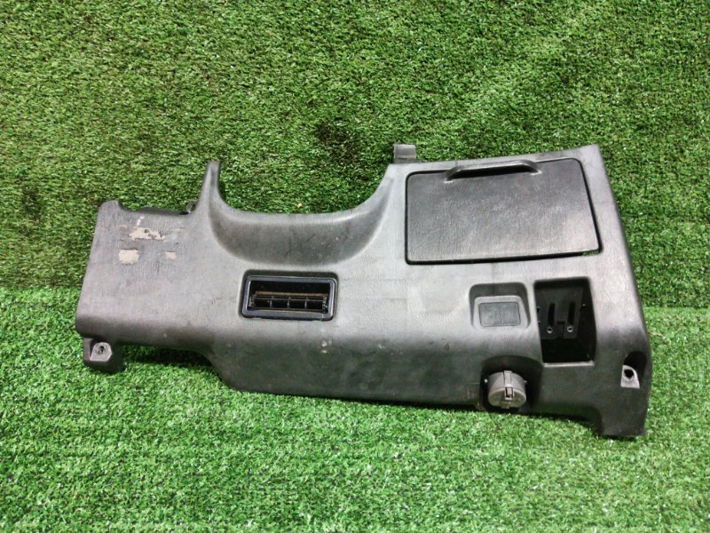 Накладка на центральную консоль Toyota MARK II JZX90 1JZ-GE 1994 (б/у)