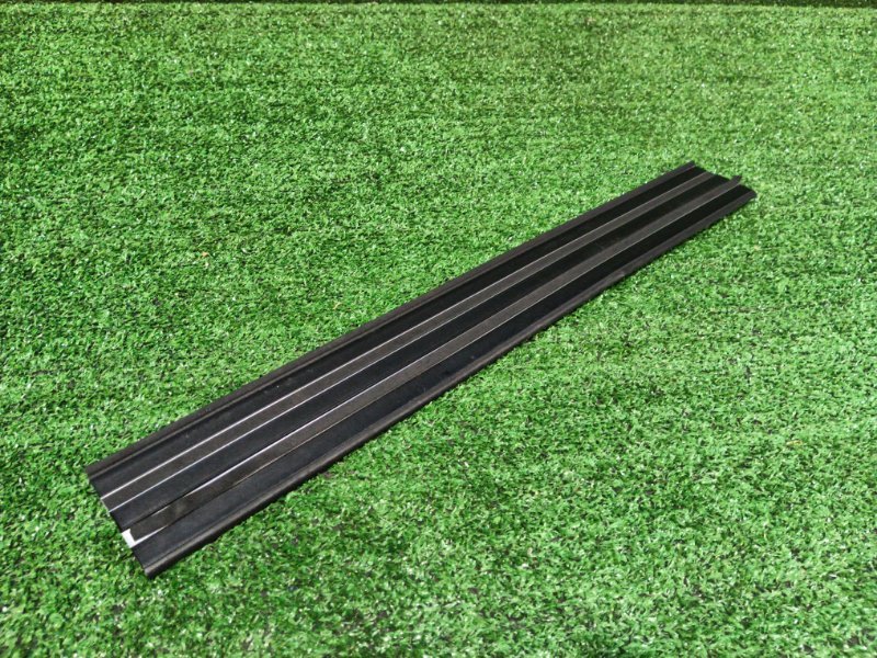 Накладка порога BMW 525i E34 M20B25 1989 передняя левая (б/у)