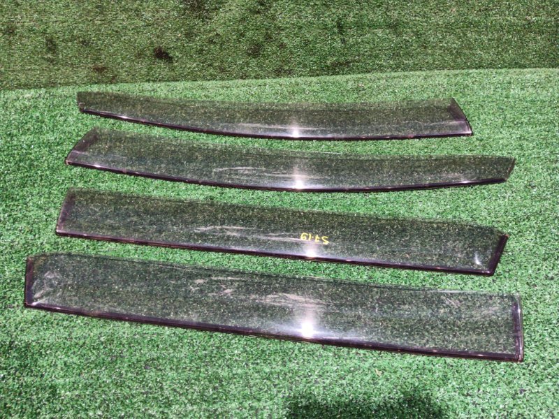 Ветровик Mitsubishi Grandis NA4W 4G69 2008 (б/у)