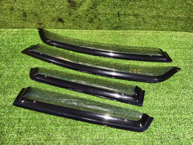 Ветровик Mitsubishi Colt Z21A 4A90 2010 (б/у)