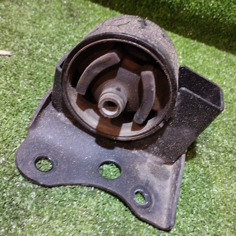 Подушка двигателя Nissan WINGROAD WFY11 QG15DE 2004 (б/у)