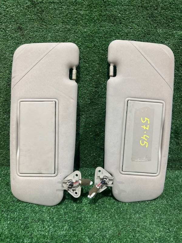 Солнцезащитный козырек Mitsubishi Grandis NA4W 4G69 2004 (б/у)