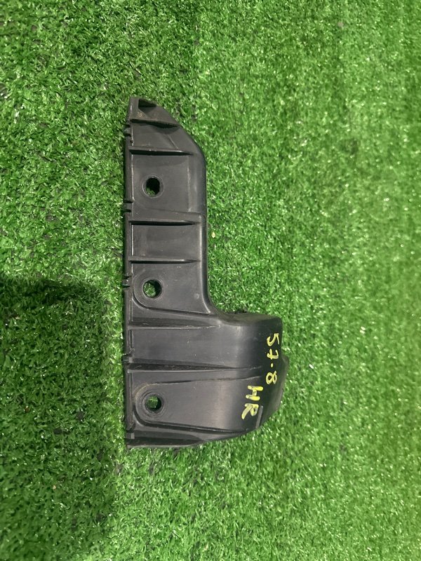 Клипса бампера Toyota LiteAce S412M 3SZ-VE 2013 задняя правая (б/у)