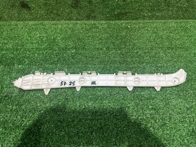 Клипса бампера Toyota Voxy ZRR75 3ZR-FAE 2008 задняя левая (б/у)