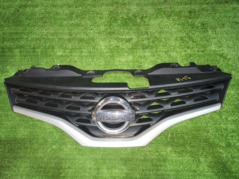 Решетка радиатора Nissan NV200 VM20 HR16DE 2013 (б/у)