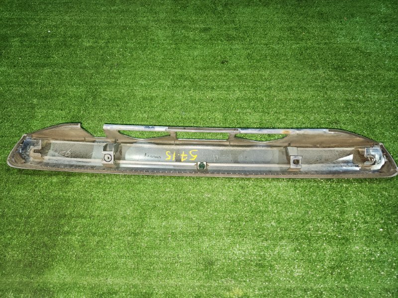 Накладка багажника Honda Stepwgn RK1 R20A (б/у)