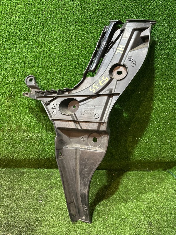 Клипса бампера Audi A3 CXS 2013 задняя левая (б/у)