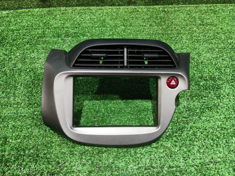 Рамка магнитофона Honda Fit GE6 L13A (б/у)