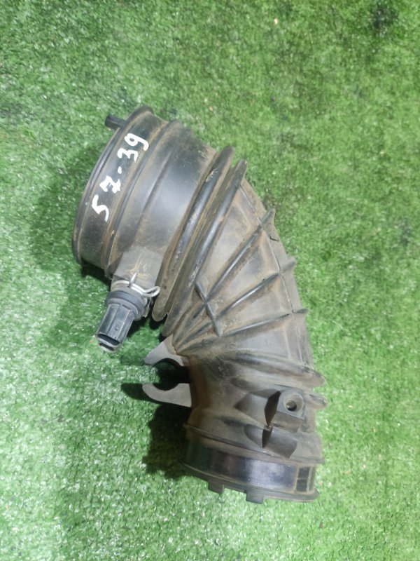 Патрубок воздушного фильтра Honda Edix BE3 K20A 2008 (б/у)