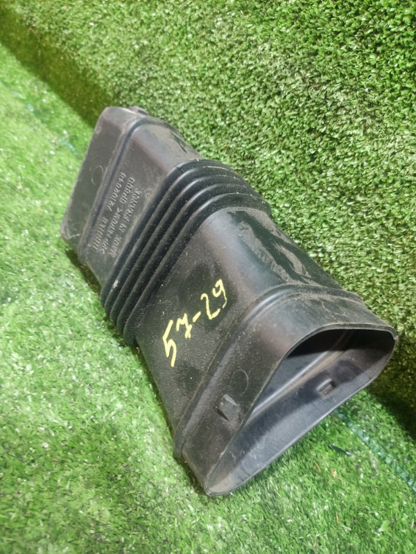 Воздухозаборник Volvo V70 B4204T 2016 (б/у)