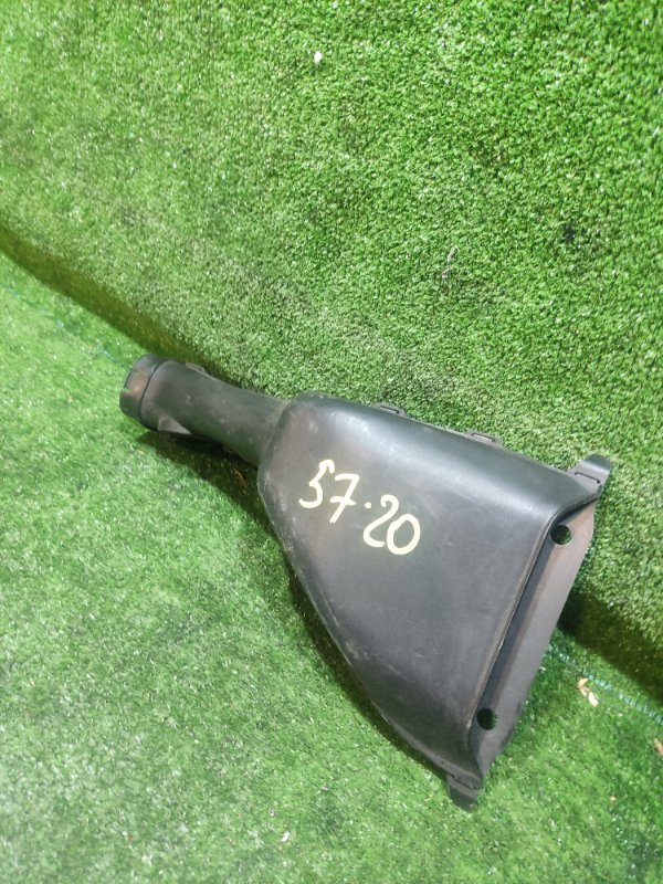 Воздухозаборник Mitsubishi Colt Z21A 4A90 2005 (б/у)