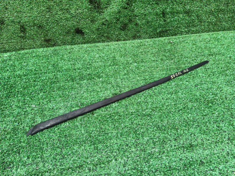 Молдинг лобового стекла Audi A3 8PA CAXC 2003 передний левый (б/у)