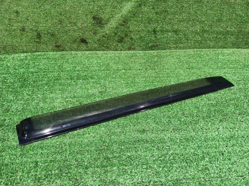 Ветровик Toyota Voxy ZRR70 3ZR-FE 2008 задний правый (б/у)