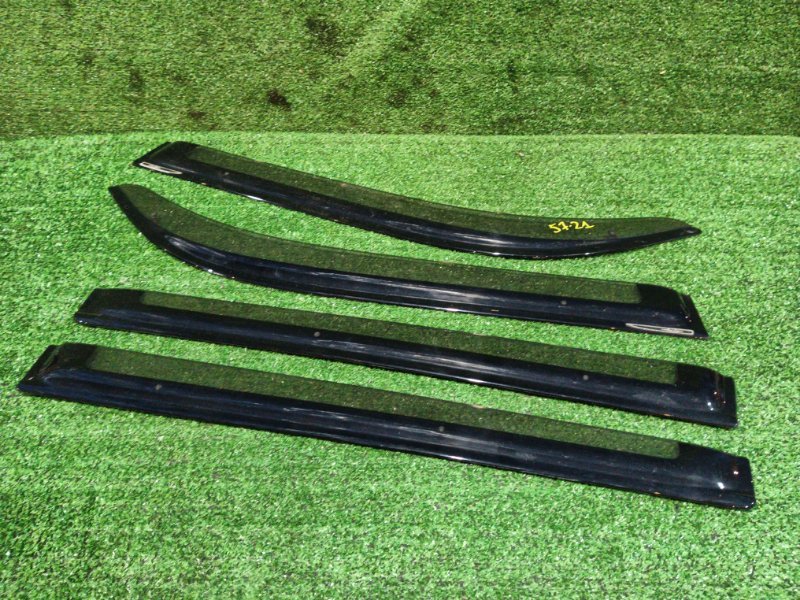 Ветровик Toyota BB QNC25 K3-VE 2008 (б/у)