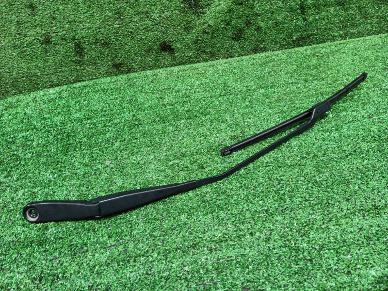 Дворник Volvo V70 B4204T 2016 передний левый (б/у)