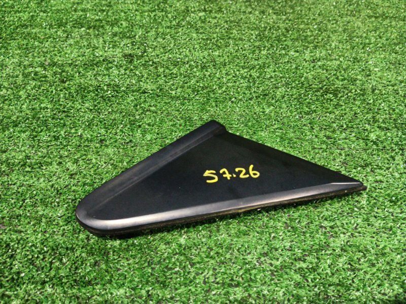 Уголок крыла Mazda MPV LY3P L3-VE 2006 правый (б/у)