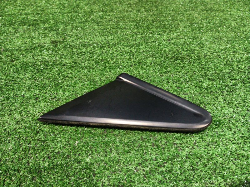 Уголок крыла Mazda MPV LY3P L3-VE 2006 левый (б/у)