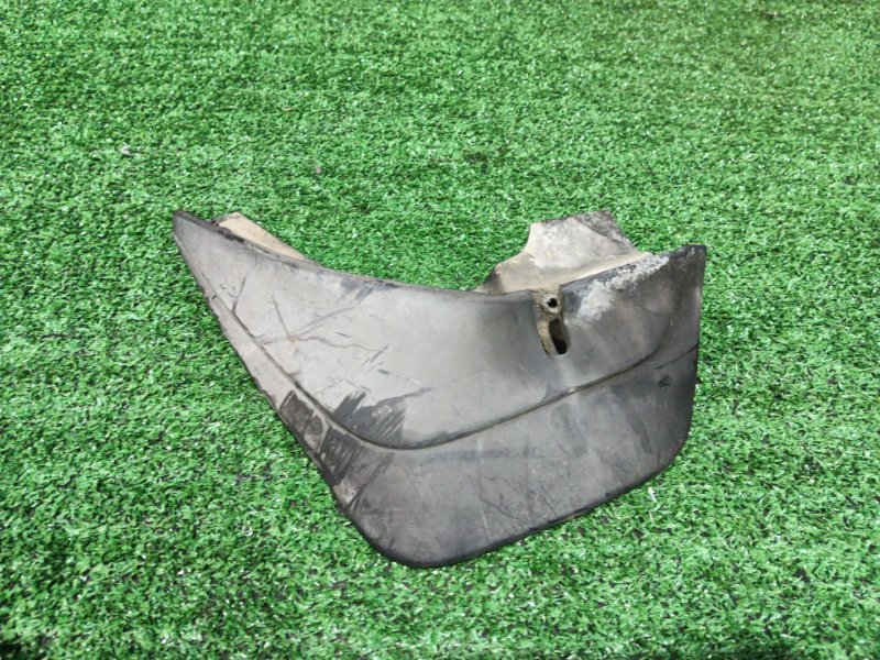 Брызговик Toyota Lite Ace Noah KR42V 7K-E 2000 задний левый (б/у)