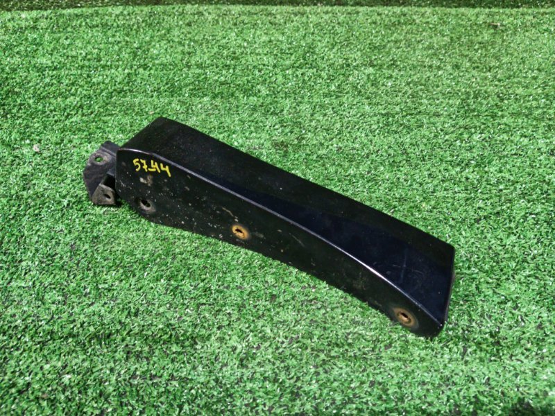 Накладка на крыло Toyota Voxy ZRR70 3ZR-FE 2008 передняя правая (б/у)