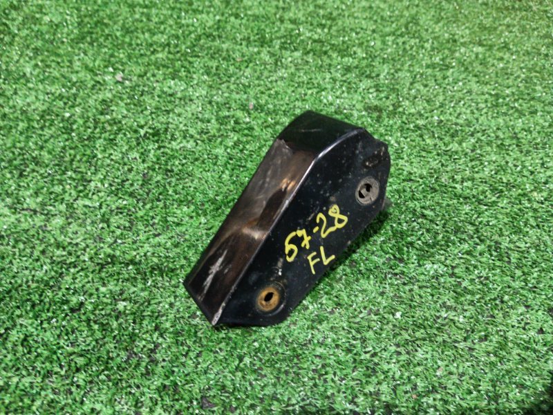 Накладка на крыло Toyota Voxy ZRR70 3ZR-FE 2010 передняя левая (б/у)