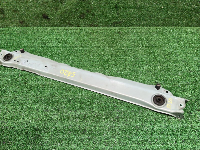 Рамка радиатора Mitsubishi Colt Z21A 4A90 2005 (б/у)