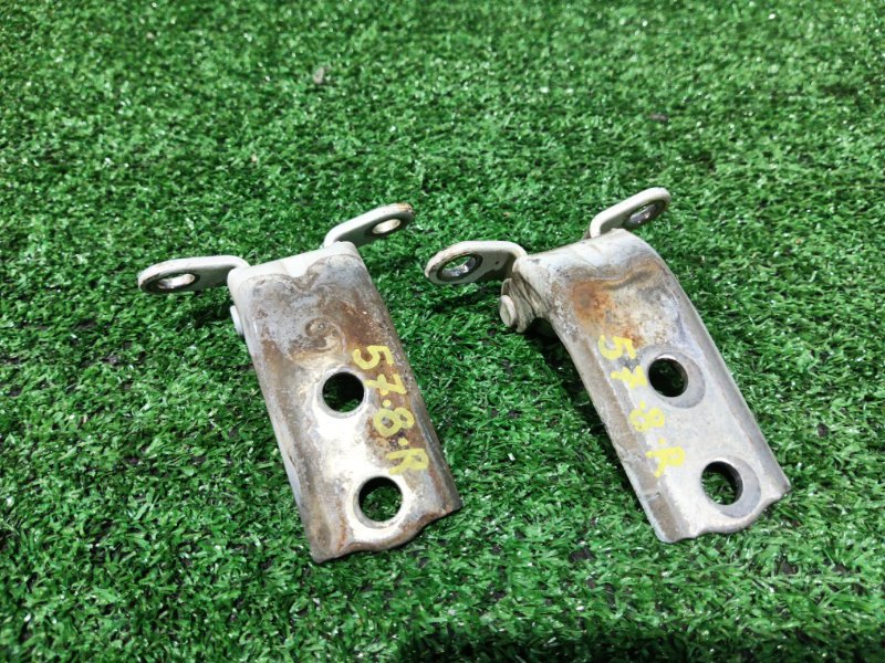 Кронштейн двери Toyota LiteAce S412M 3SZ-VE 2013 правый (б/у)