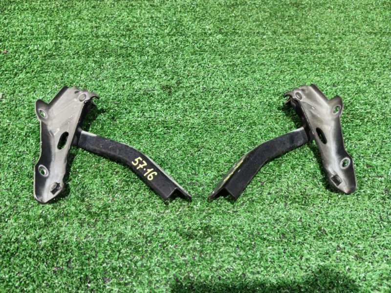 Кронштейн капота Subaru Exiga YA4 EJ204 2010 (б/у)