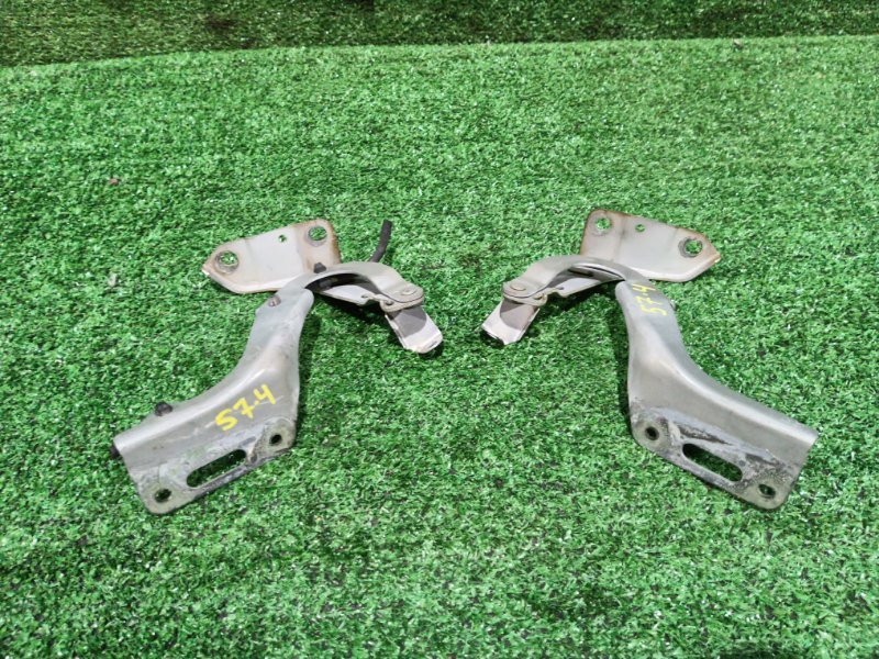 Кронштейн капота Honda Vezel RU3 LEB 2015 (б/у)