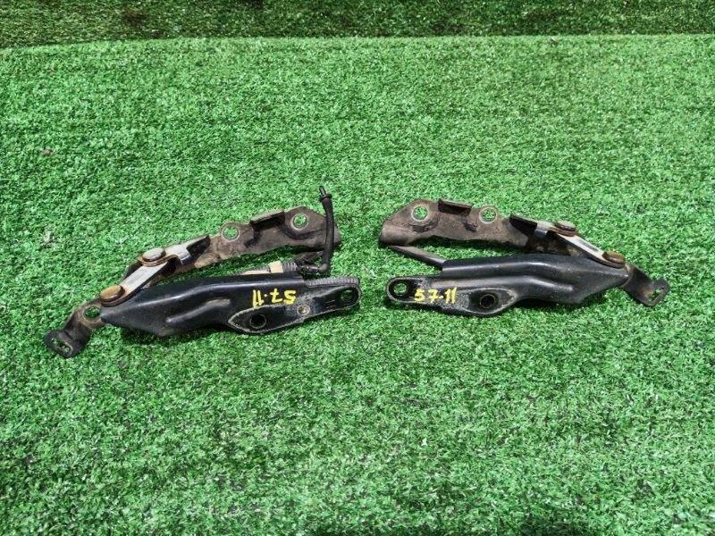 Кронштейн капота Subaru Legacy BP5 EJ203 2007 (б/у)