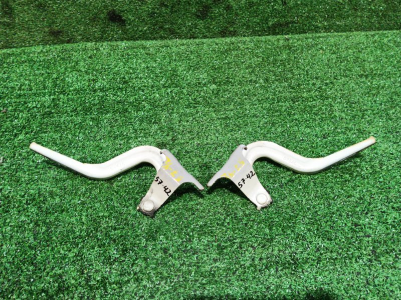 Кронштейн капота Honda Stepwgn RF3 K20A 2002 (б/у)