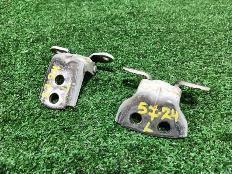 Кронштейн двери Nissan AD VZNY12 HR16DE левый (б/у)