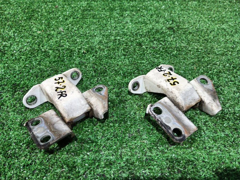 Кронштейн двери Toyota Lite Ace Noah KR42V 7K-E 2000 передний правый (б/у)